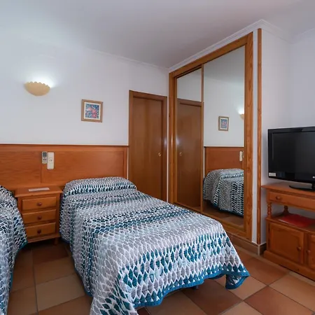 Leonor Carihuela Apartment Torremolinos