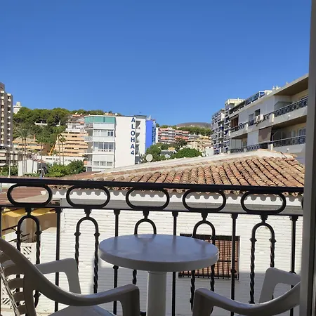 Apartment Leonor Carihuela *