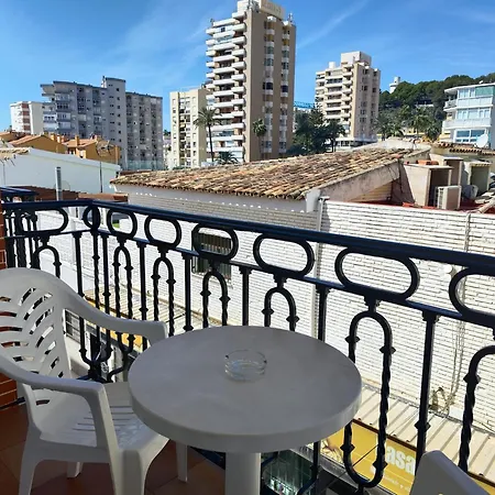 Leonor Carihuela Apartment Torremolinos